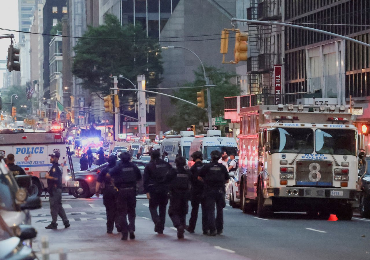 Manhattan Shooting Highlights America's Failures on Mental Health and Gun Control
